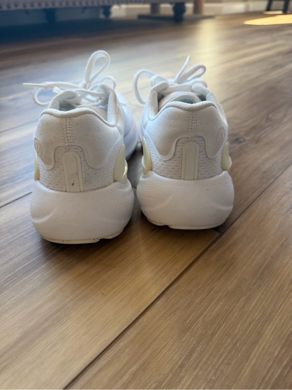Lululemon All-White Running Shoes - Picture 6 of 9